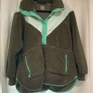 Cozy Two-Tone Sherpa Jacket